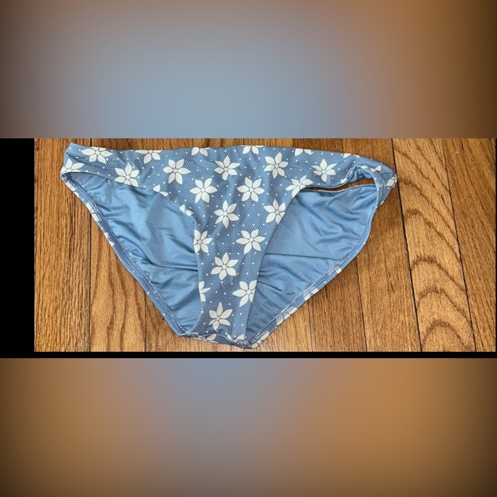 Billabong x wrangler Floral Blue Bikini bottoms size L NWT